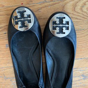Tory Burch Silver Medallion Black Flats Size 7